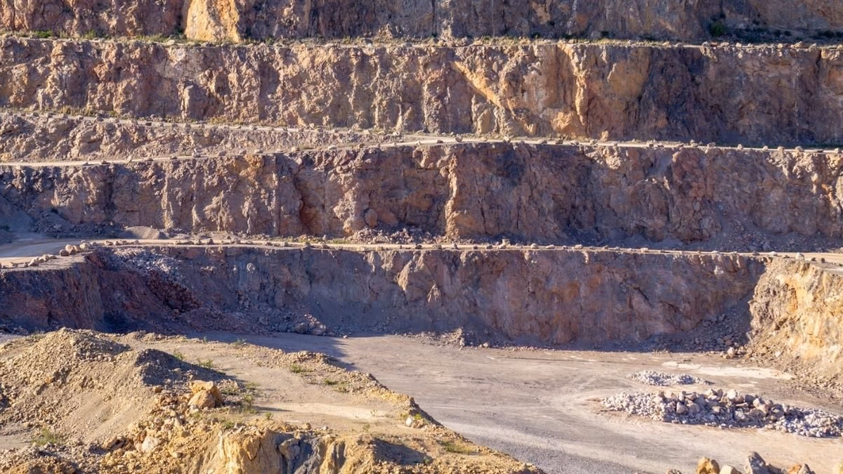 IIMP pide nueva Ley MAPE y mayor control ante avance de minería ilegal hacia el cobre en Perú